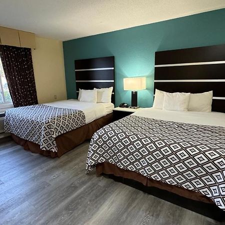Americas Best Value Inn New London Mystic Eksteriør billede