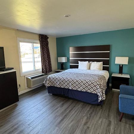 Americas Best Value Inn New London Mystic Eksteriør billede