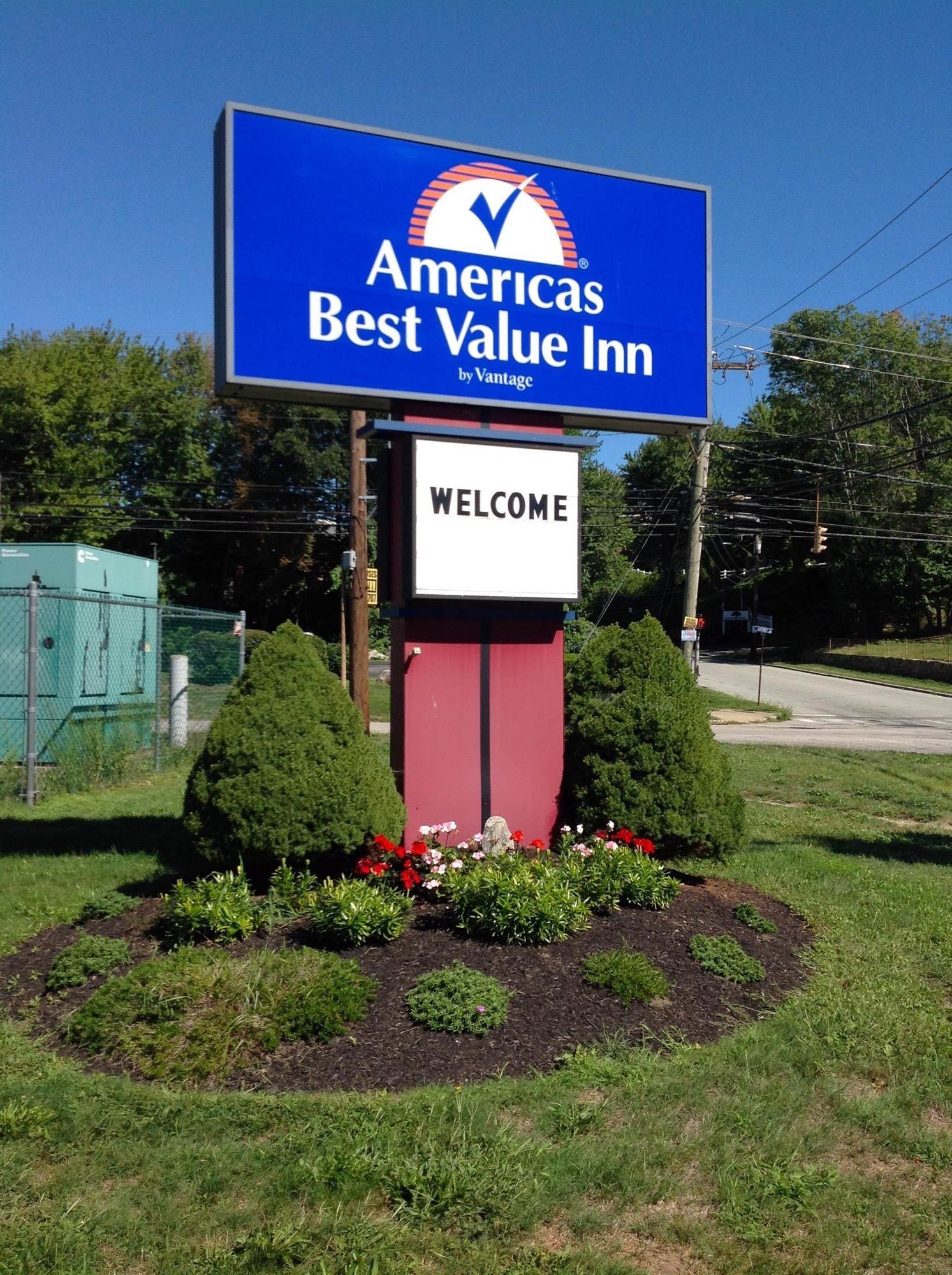 Americas Best Value Inn New London Mystic Eksteriør billede