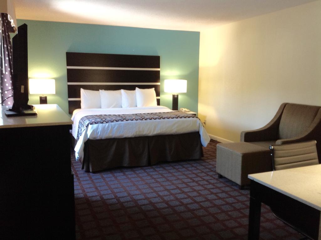 Americas Best Value Inn New London Mystic Værelse billede