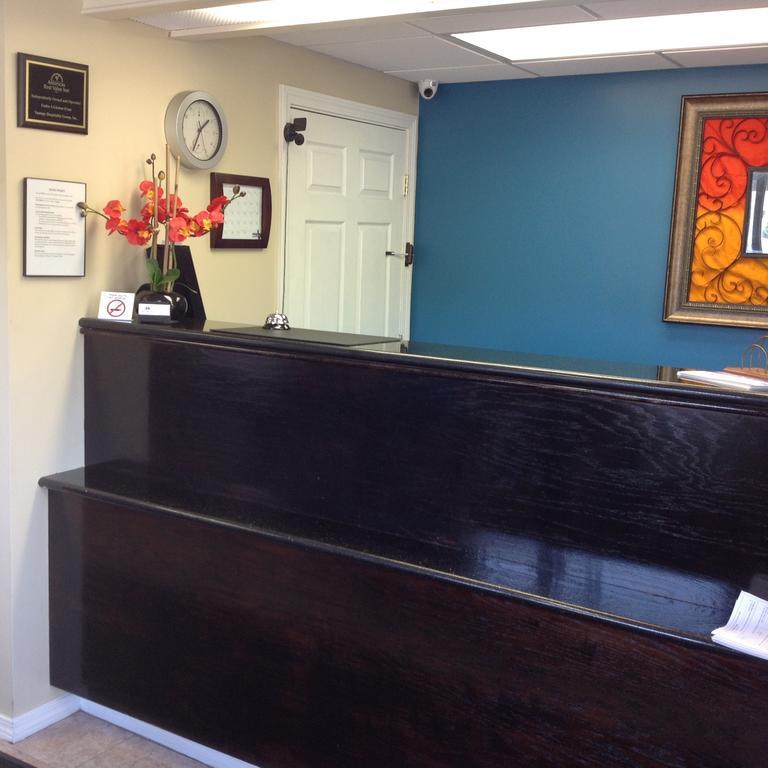 Americas Best Value Inn New London Mystic Eksteriør billede