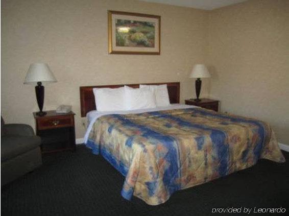 Americas Best Value Inn New London Mystic Eksteriør billede